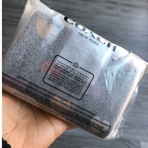 Coach Medium Corner Zip Wallet With Heart Print Brown Multi Color - Picture 5 of 5